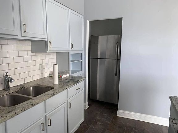 5th image of 3647 N Leclaire Ave #1