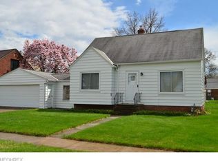 8105 Spring Garden Rd, Parma, OH 44129