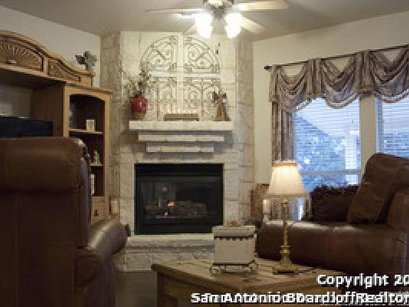 4th image of 134 Hidden Haven Dr