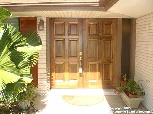 1st image of 327 FANTASIA DR