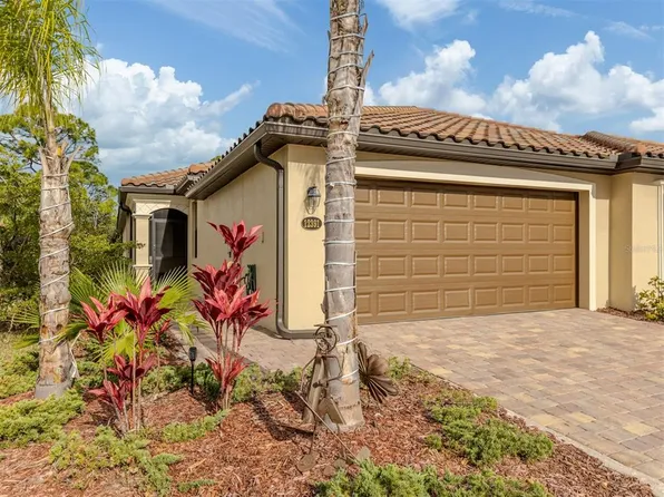 12391 Amica Loop, Venice, FL 34293