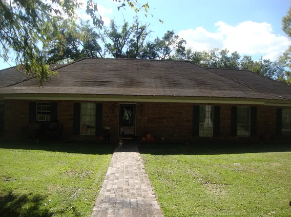 952 Bellevue Plantation Rd, Lafayette, LA 70503