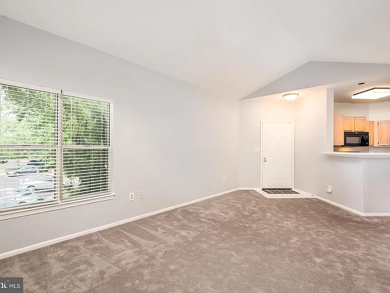 6011 Rosebud Ln #203 — Photo 10