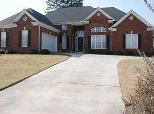 636 Chesterfield Rd, Bogart, GA 30622