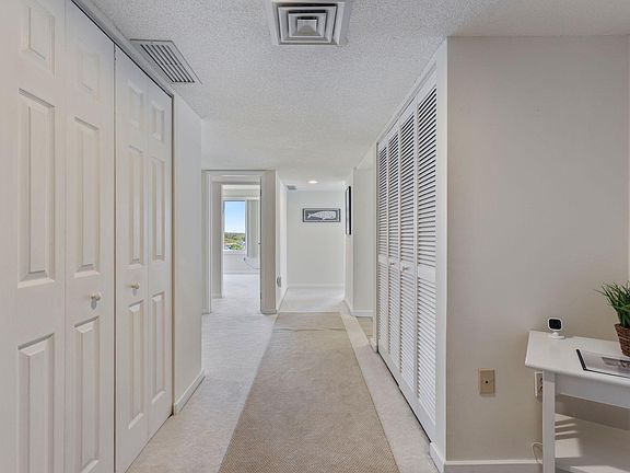 4th image of 31 E Grand Avenue #80