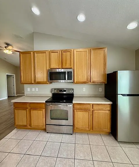 4035 Langdrum Dr — Photo 7