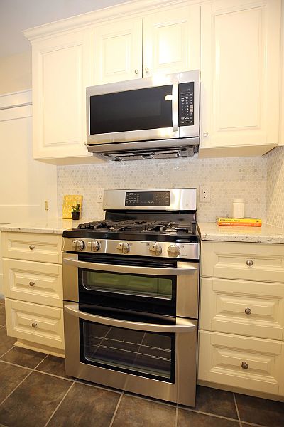 1st image of 213 Edgewood Ter