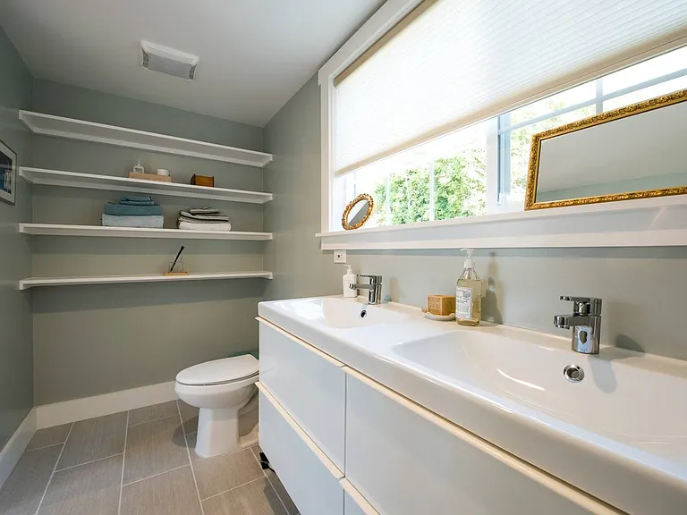 1734 Bancroft Way — Photo 8