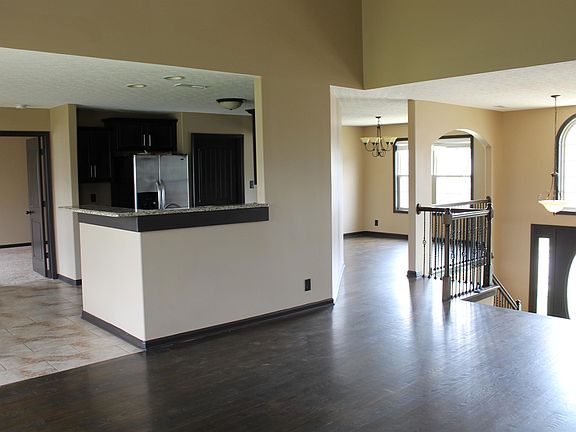 2nd image of 1517 Mammy Ln