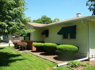 509 15th Ave, Hampton, IL 61256
