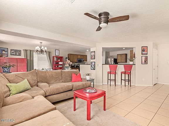 4th image of 1045 W Sea Lion Dr