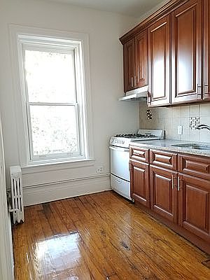 1st image of 629 Hicks St #4R
