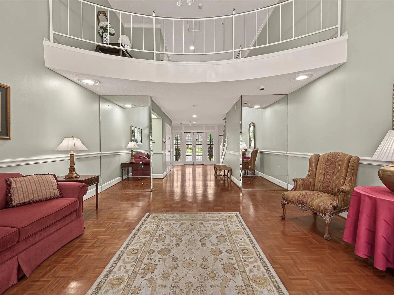 2 bed, 2.0 bath, 1176 sqft, $1,650 — Photo 2