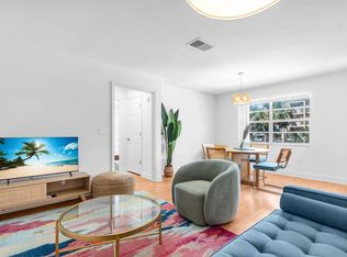 143 Harrison Dr #3, Sarasota, FL 34236