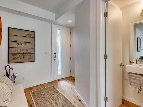 3rd image of 405 Madrona Way NE Unit 26