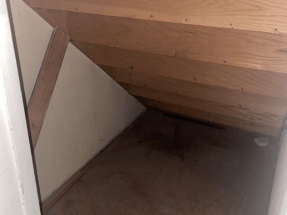 5th image of 4223 N 75th St