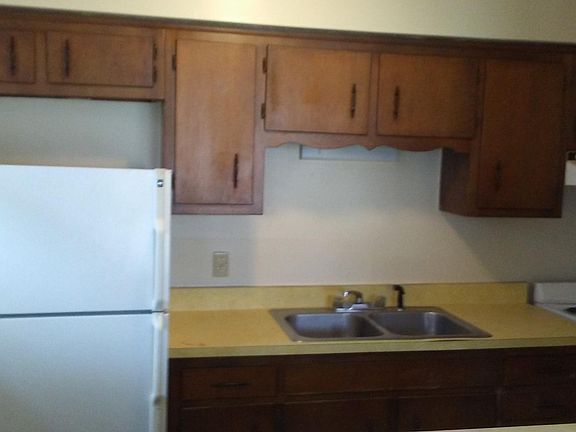 4th image of 2551 Blair Blvd #B