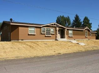 1703 Orchard St, Cove, OR 97824