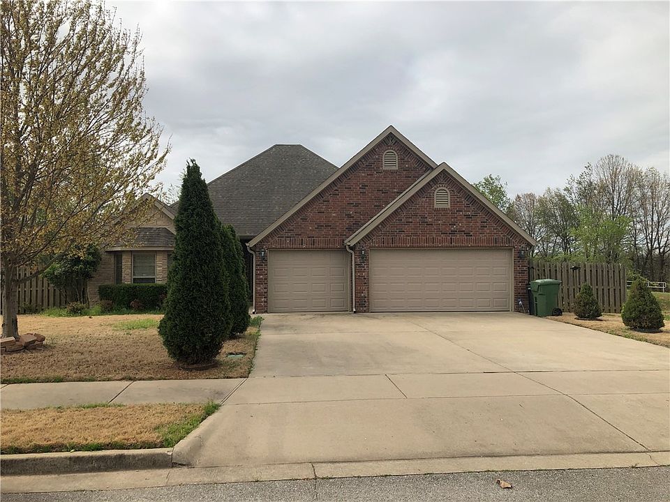 1st image of 4412 Meadow Oaks Dr