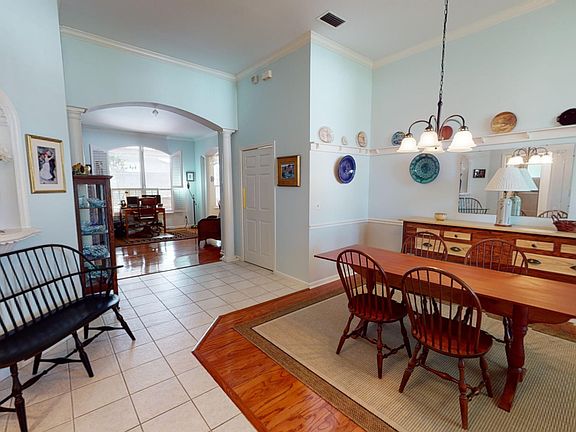 5th image of 2389 Foxhaven Dr W