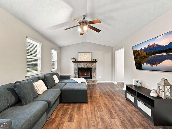 4th image of 191 Wana Cir SE