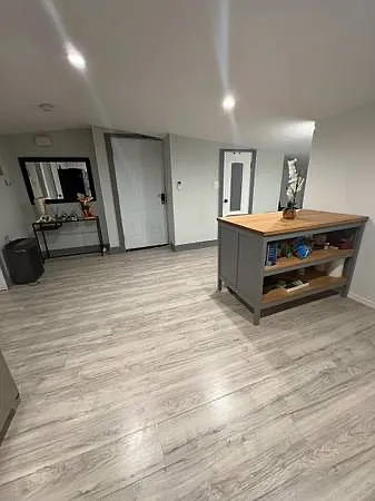 3 bed, $1,000 — Photo 3