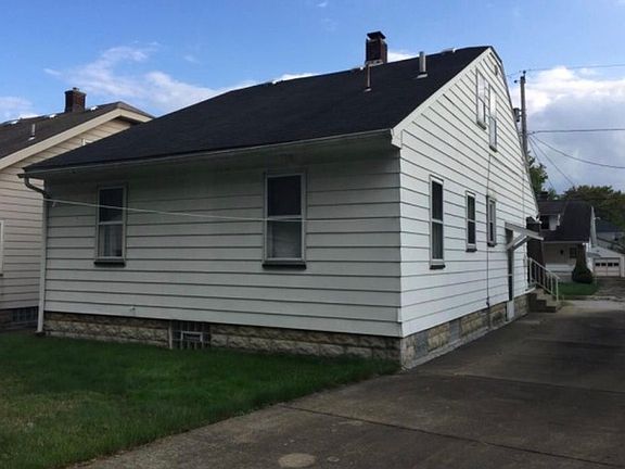 2nd image of 2504 Walden Ct