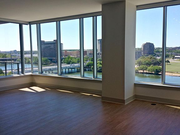 2nd image of 215 W 2nd St #2708
