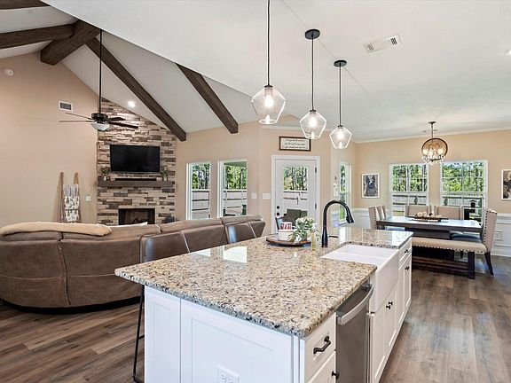 2nd image of 2031 Bertram Dr