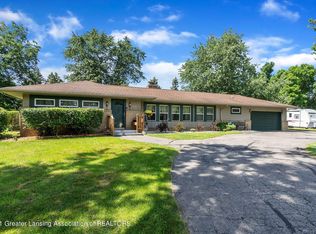 3636 Waverly Hills Rd, Lansing, MI 48917