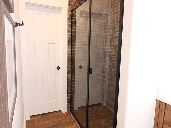 4th image of 1525 Peninsula Dr
