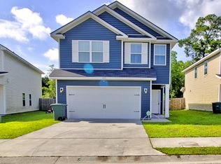 587 Fairview Cir, Hinesville, GA 31313