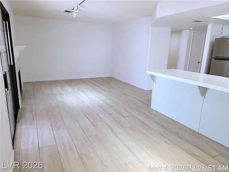2829 Autumn Haze Ln — Photo 10