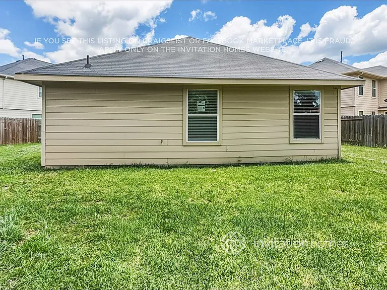 21407 Palma Grove Way — Photo 17