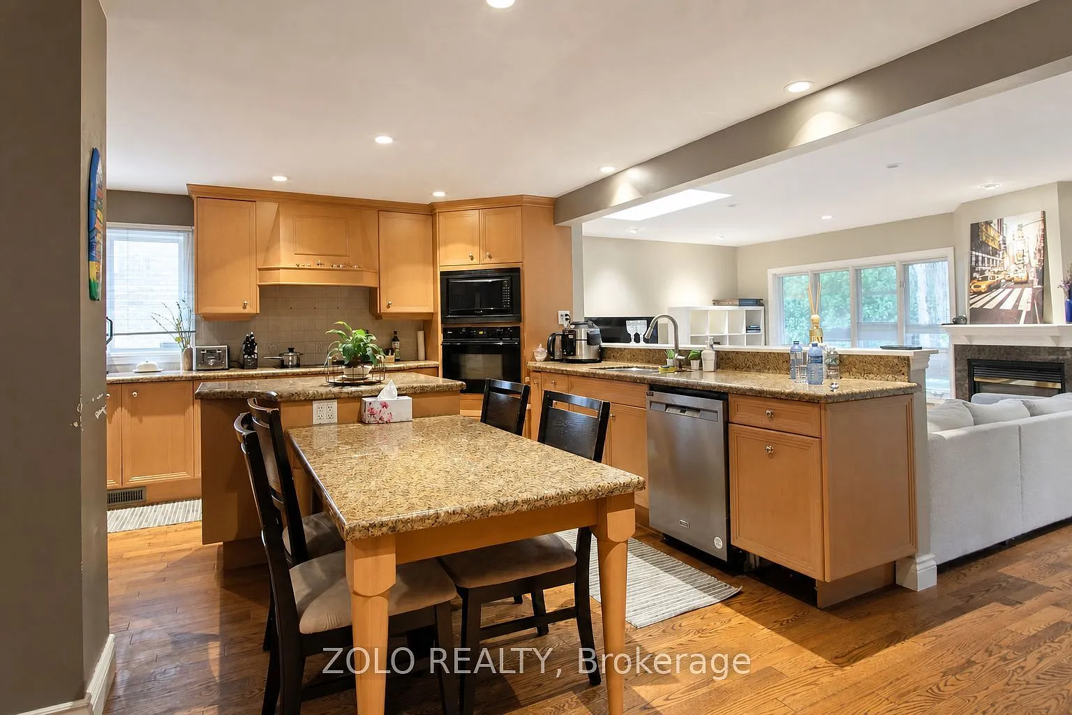 6 bed, $4,500 — Photo 4