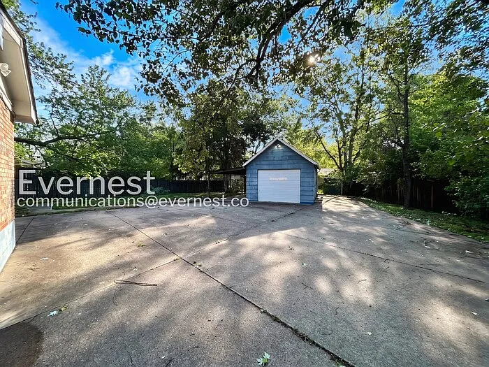 212 New Shackle Island Rd — Photo 16