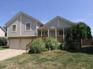 1806 SE 3rd Ter, Lees Summit, MO 64063