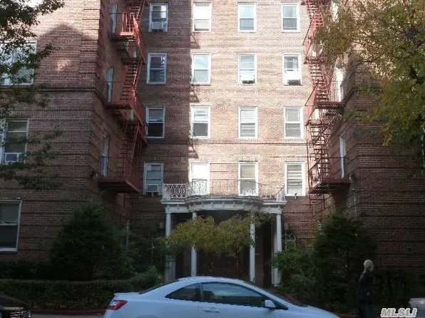 111-39 76th Road image 1 of 13