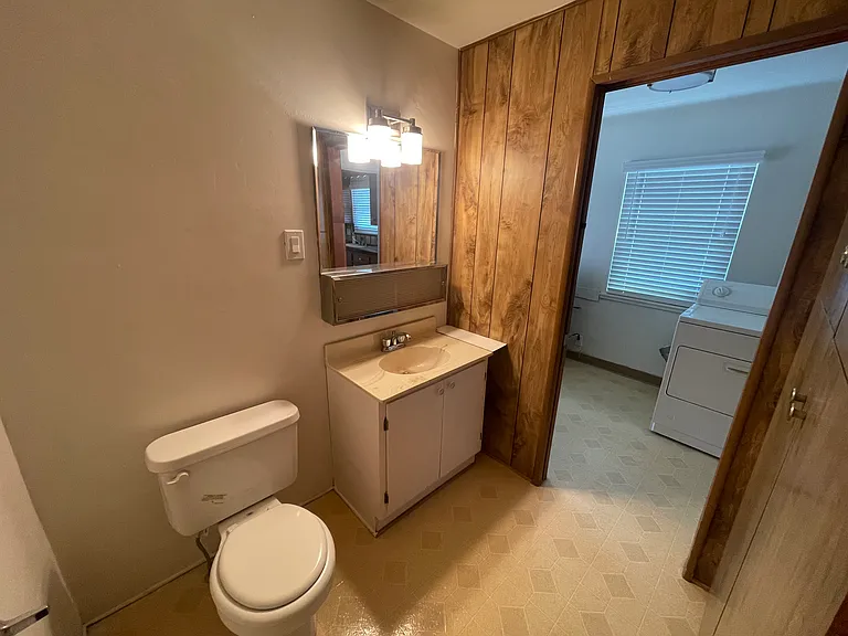 14157 Euclid Ave — Photo 15