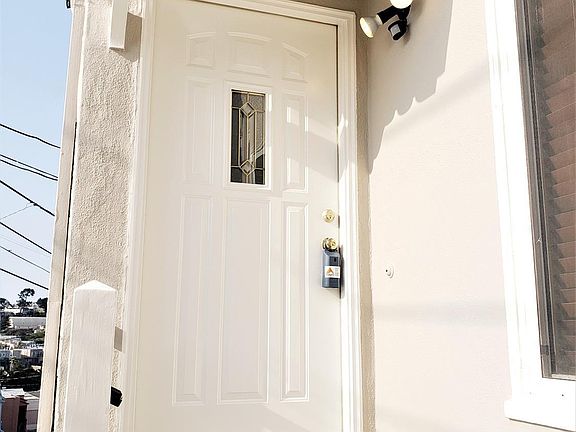 2nd image of 71 Stoneyford Ave