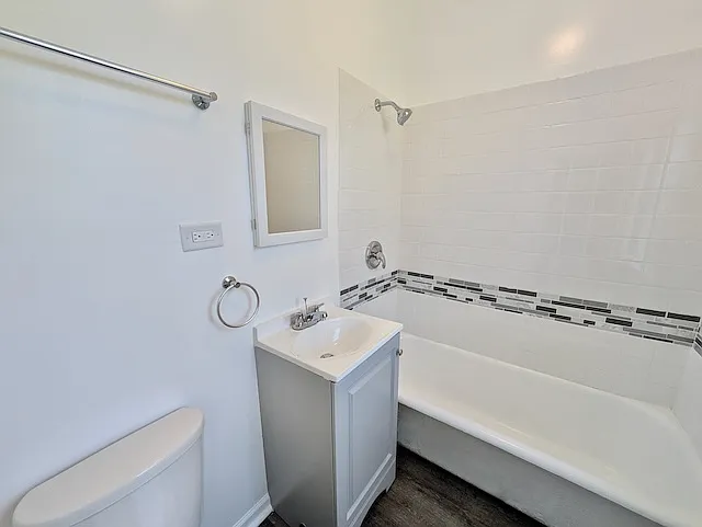 4340 S Drexel Blvd #36 — Photo 4