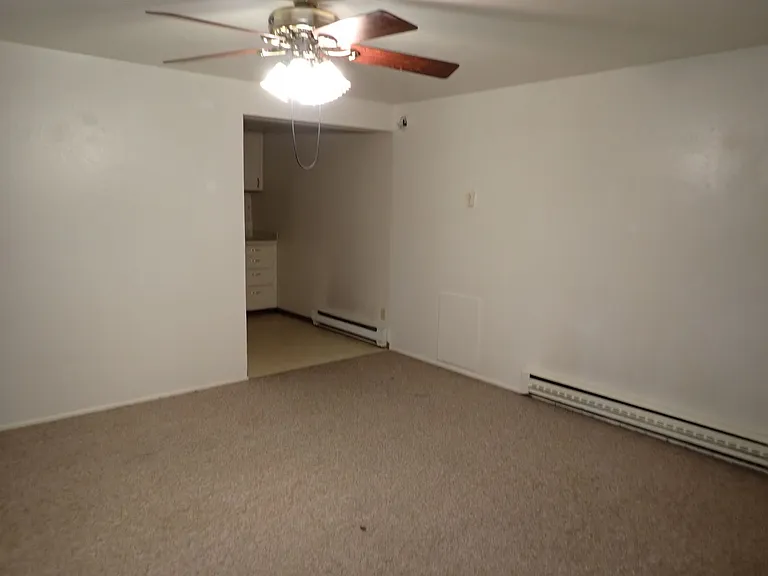 6412 Lake Grove St SW — Photo 5