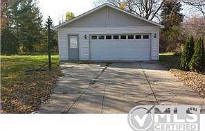 3rd image of 26906 Kuchenmeister St