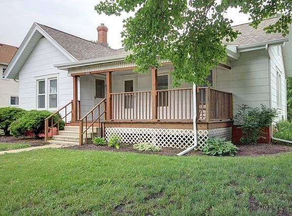 3rd image of 712 N John St