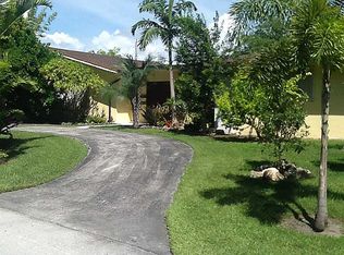 8545 SW 188th St, Cutler Bay, FL 33157