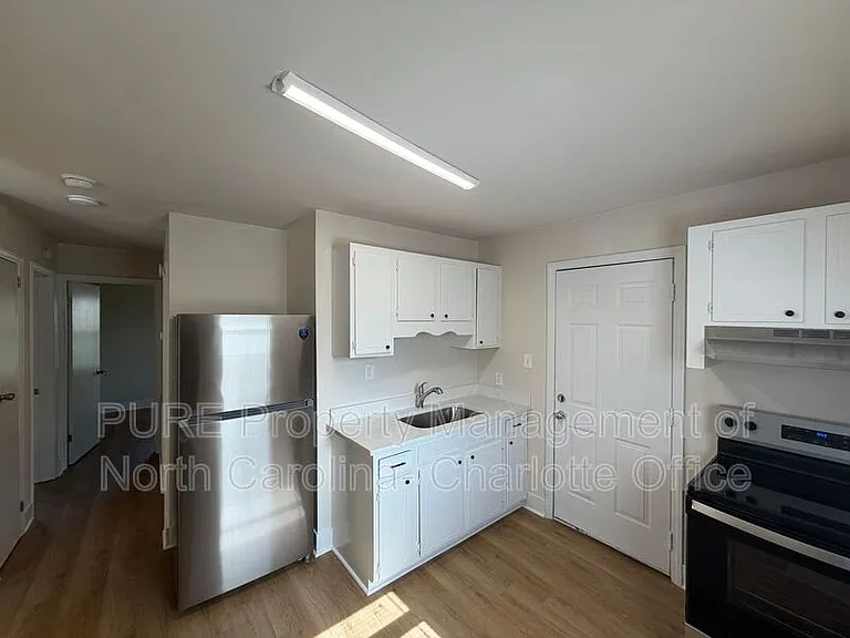 1732 Newland Rd — Photo 8