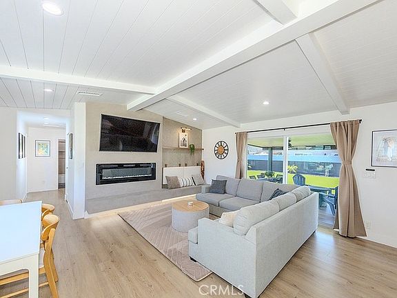 5th image of 6072 Mahogany Ave