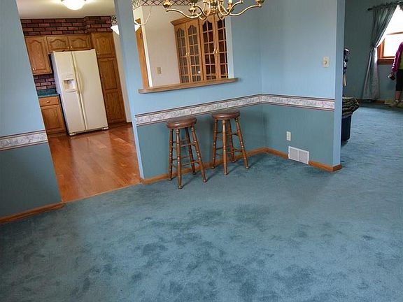 5th image of 54 Brentwood Dr