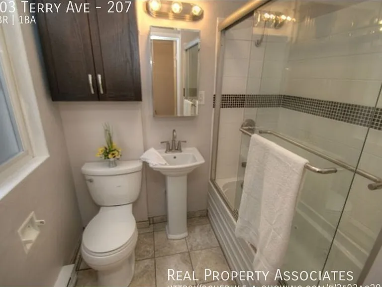 403 Terry Ave #207 — Photo 8