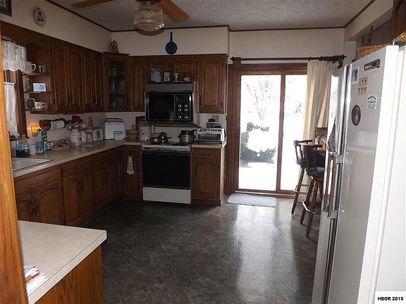 2nd image of 319 Henderson Ave
